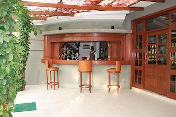 גאבורון Planet Lodge 1 מראה חיצוני תמונה