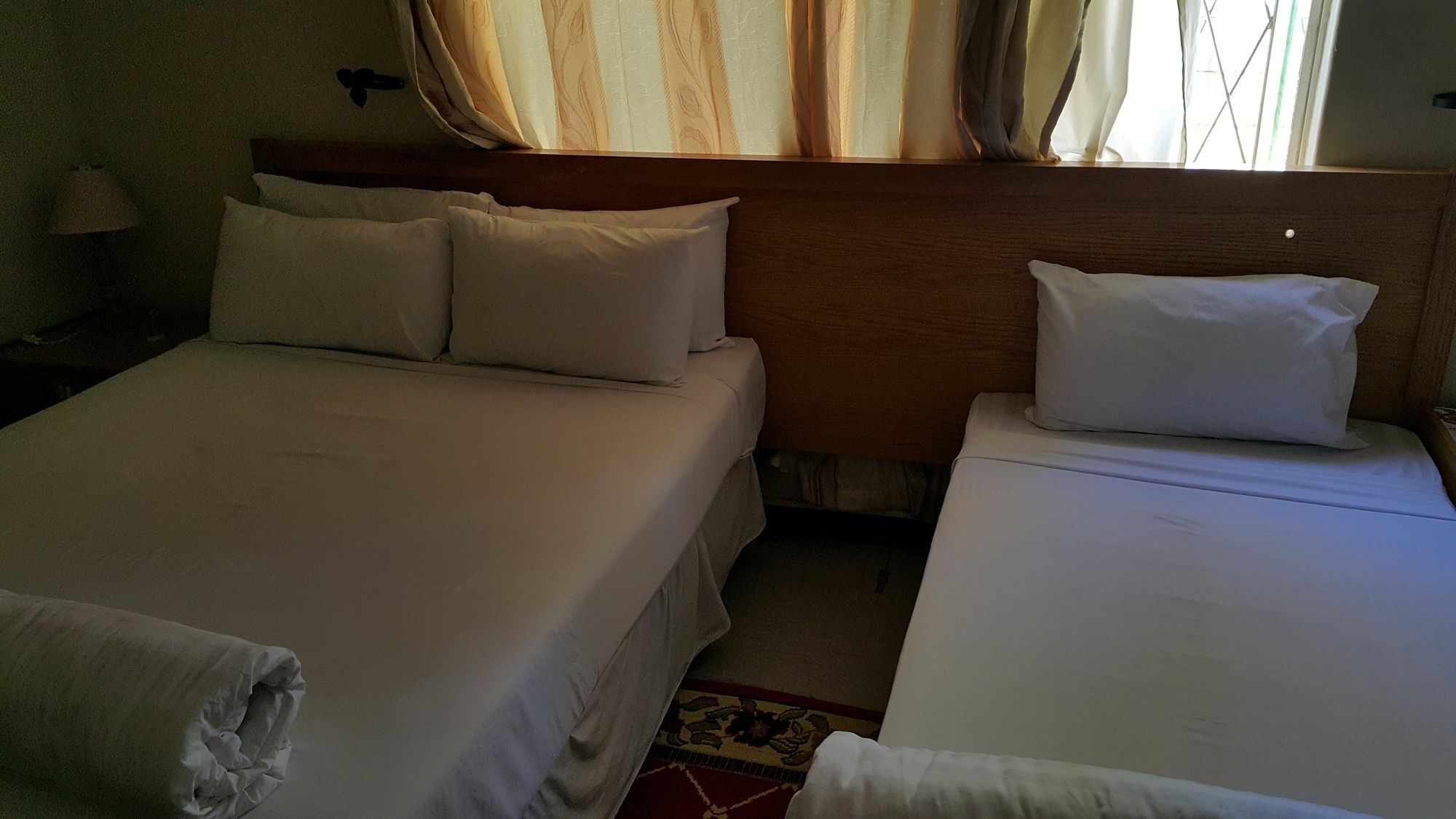 גאבורון Planet Lodge 1 מראה חיצוני תמונה
